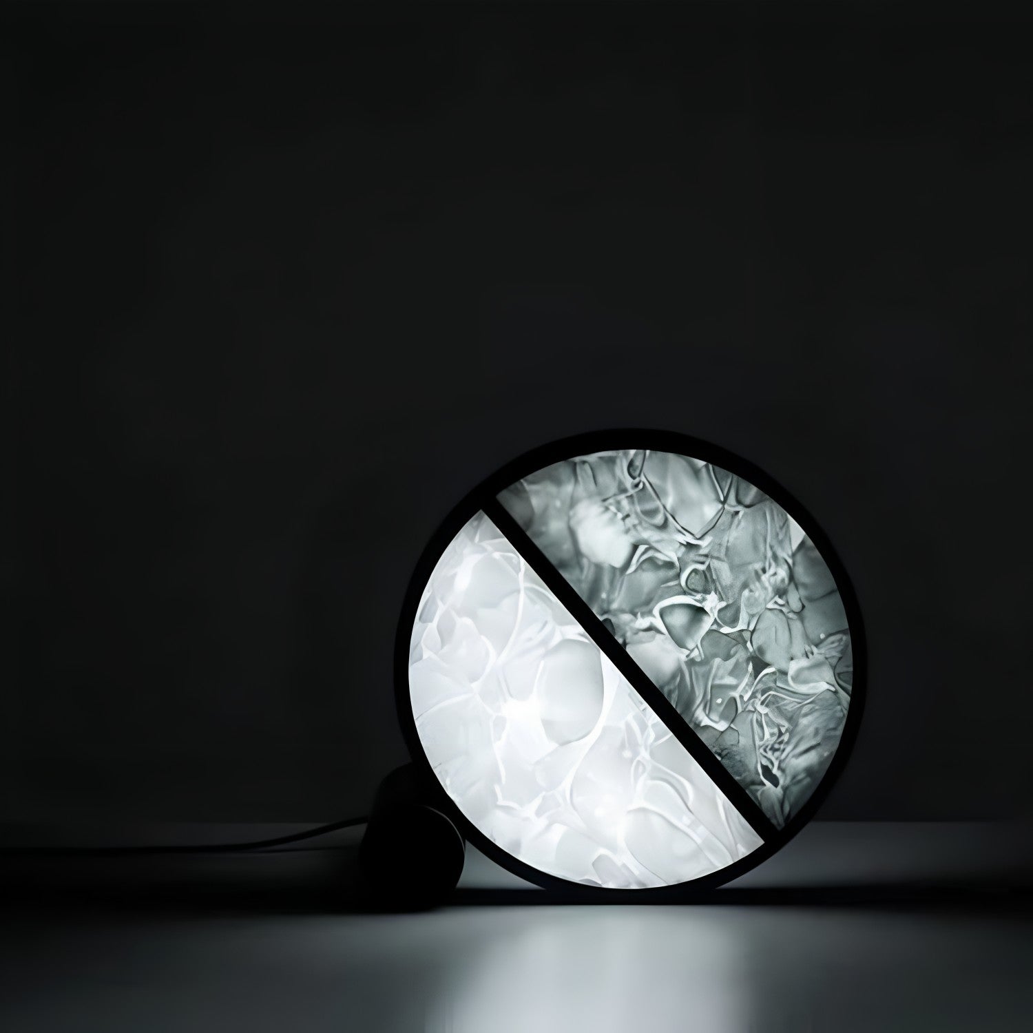 GEOMETRIC TABLE - Table Lamp