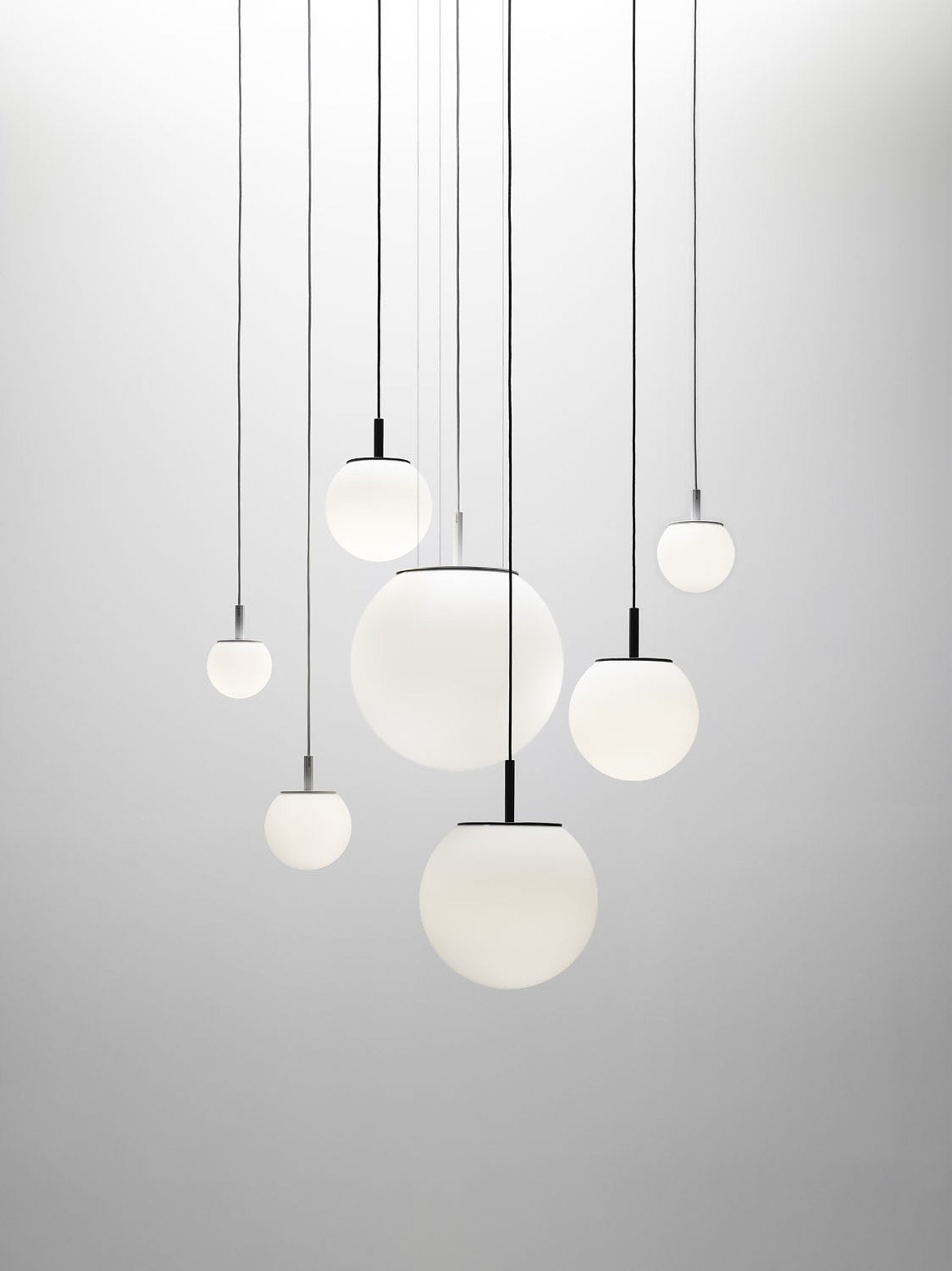 SFERA 150 - Piekaramā Lampa