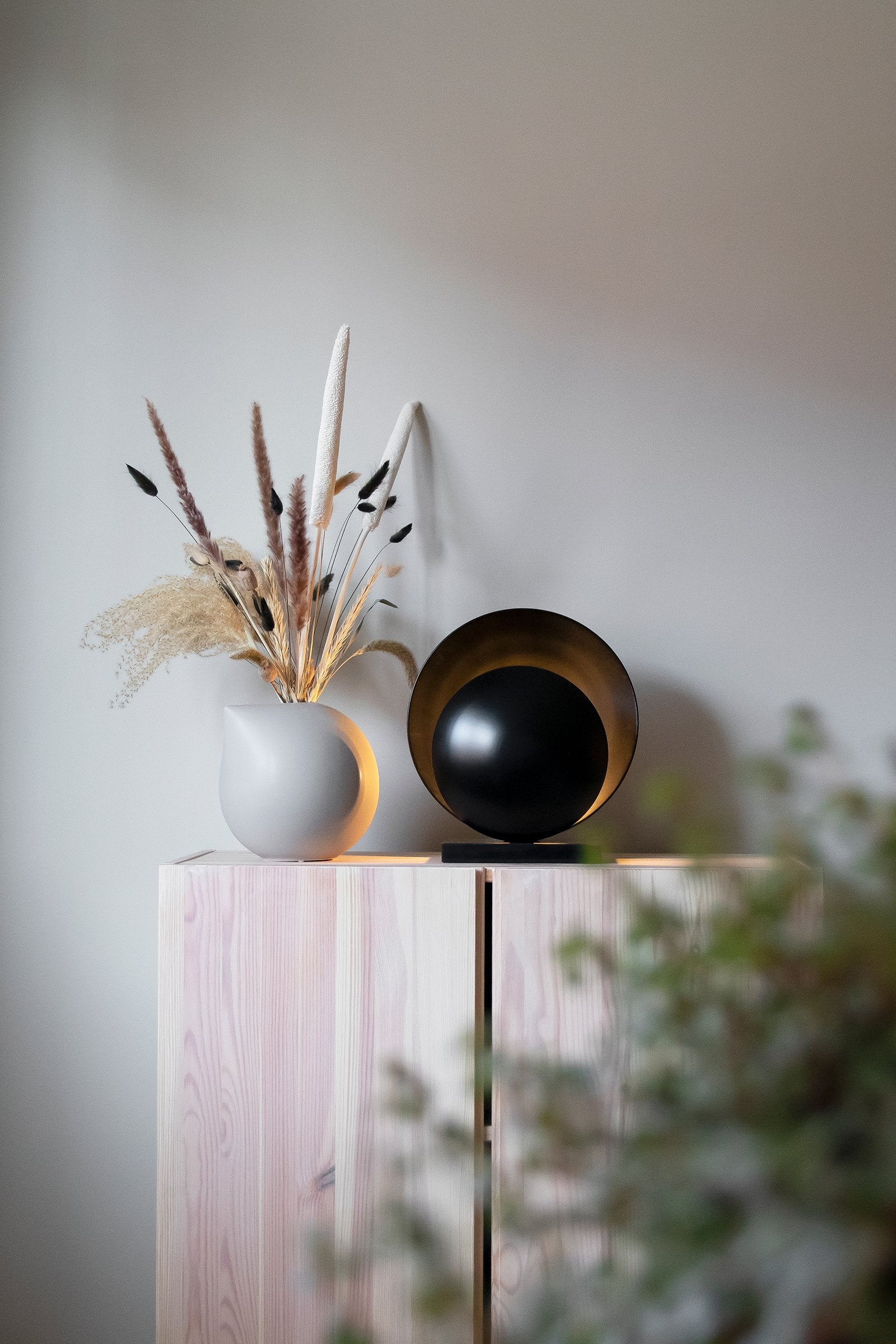 ORBIT - Table Lamp