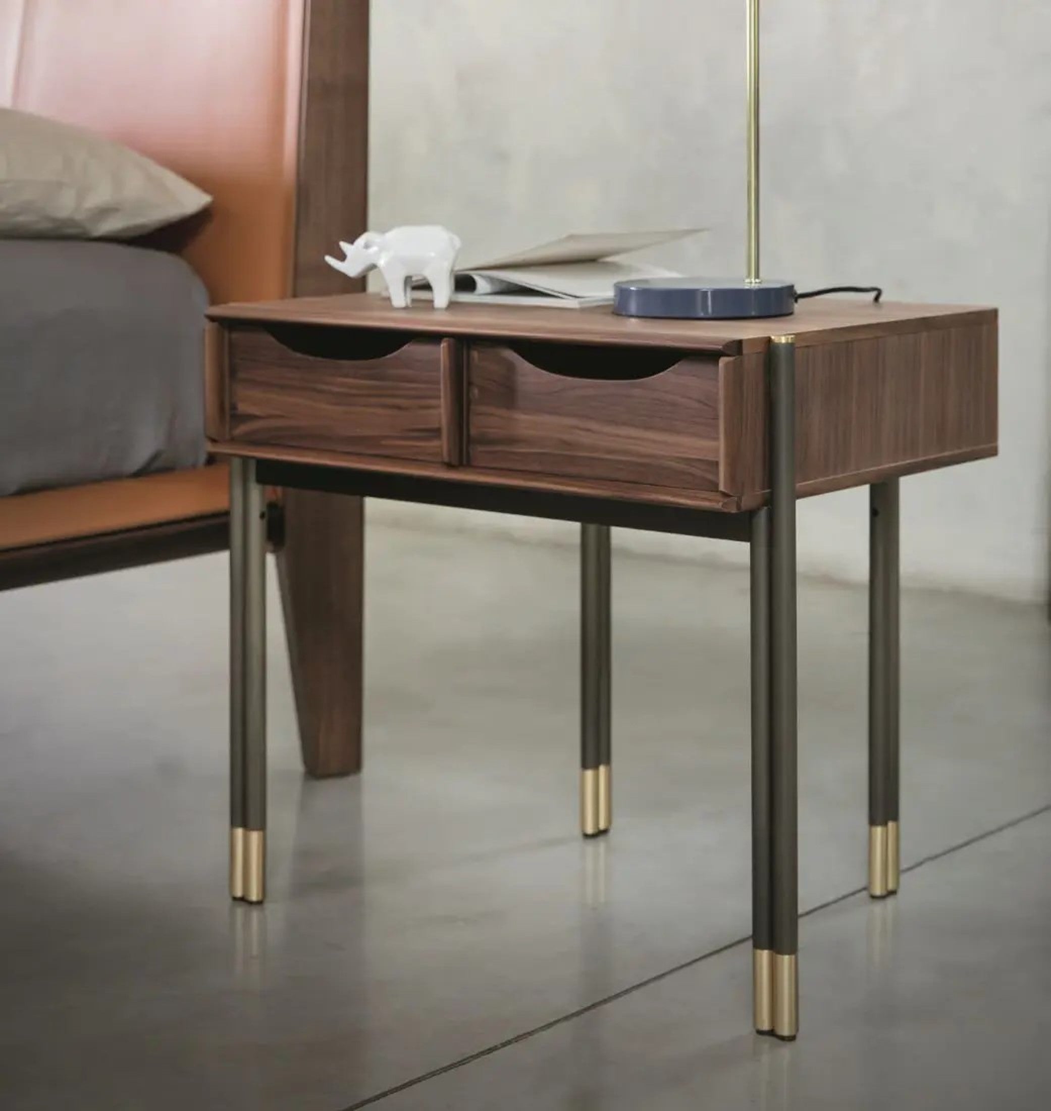 BAYUS 1 - Night Table