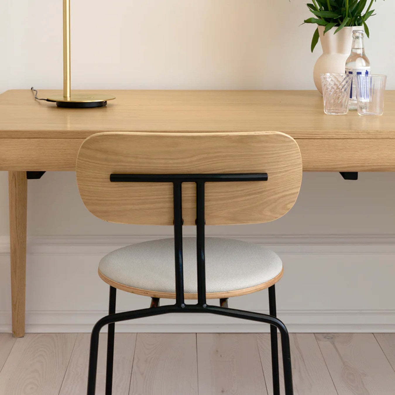 CURIOUS - Dining Chair