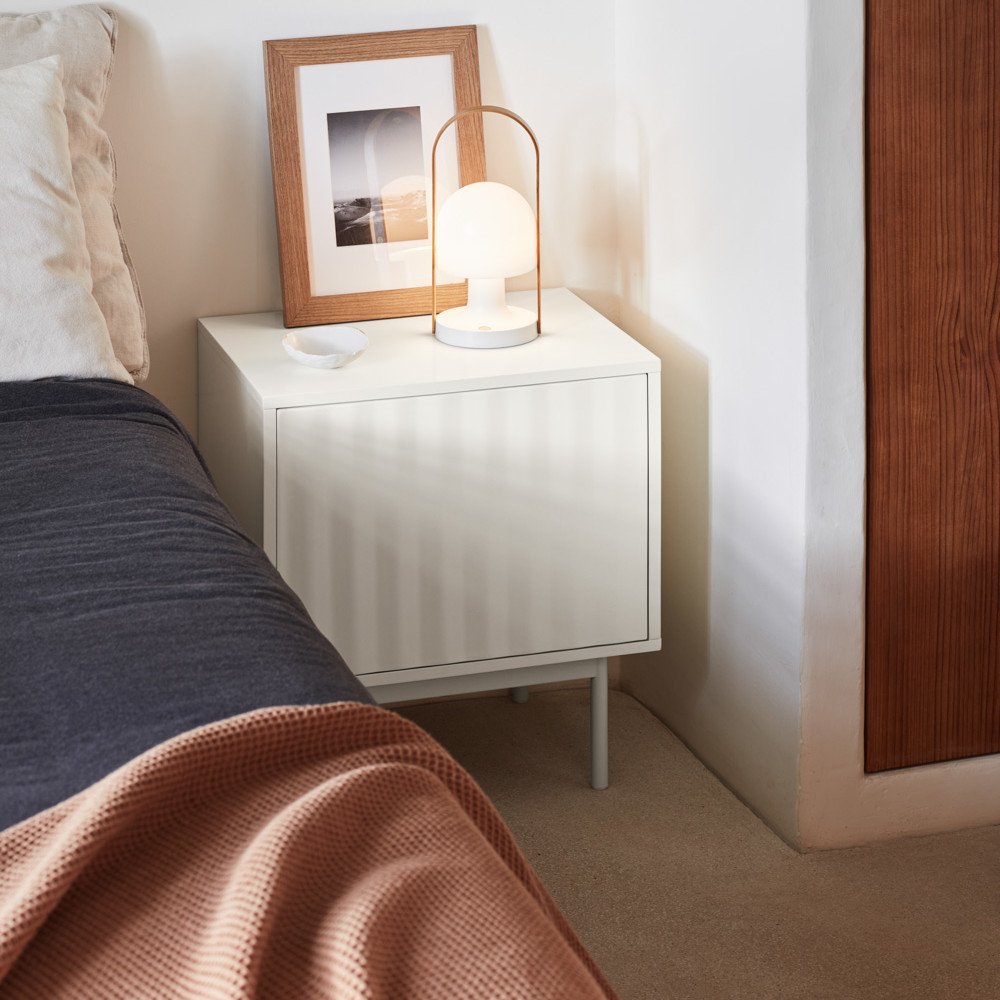 SIERRA 2DR - Bedside Table