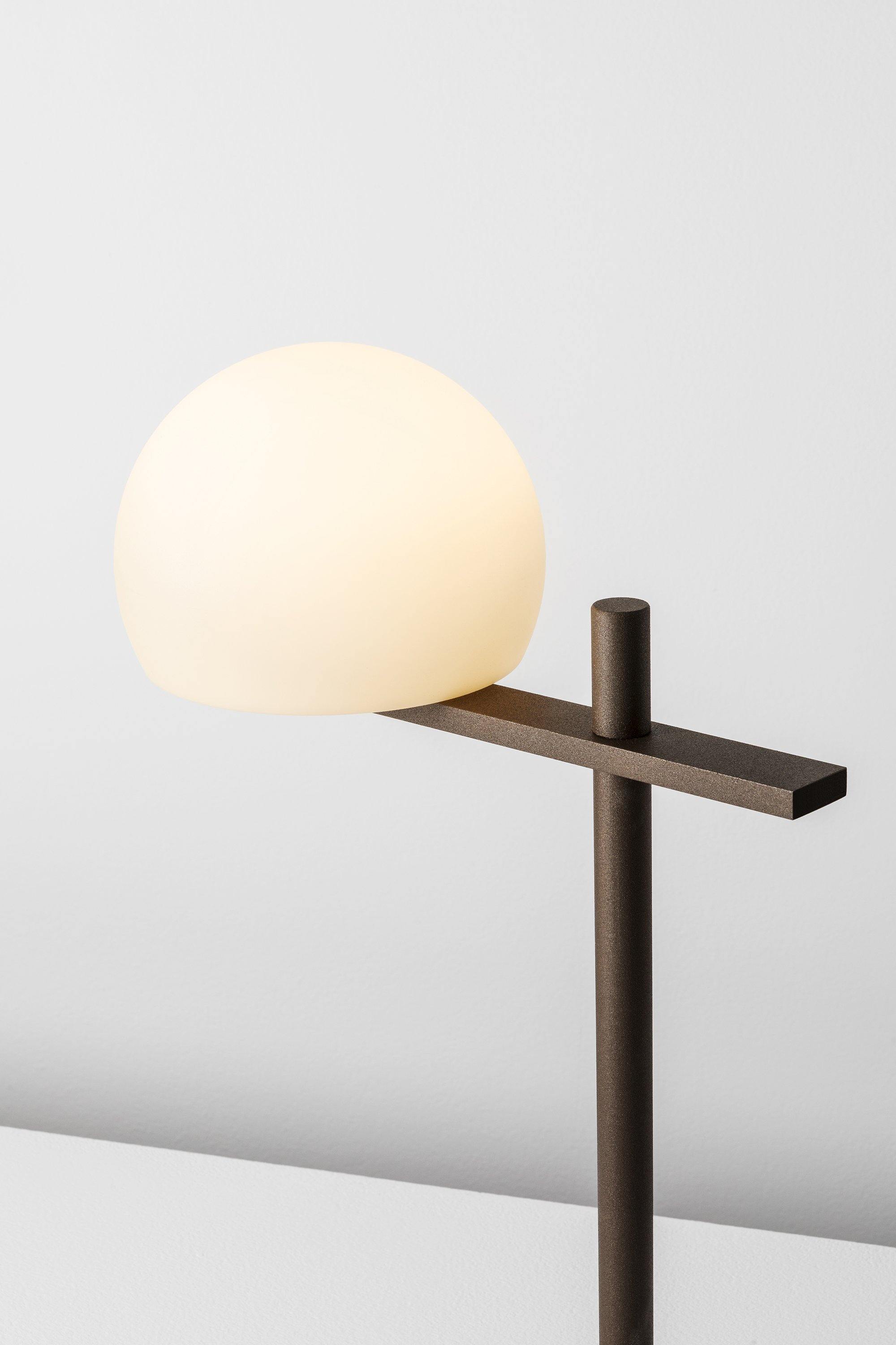 CIRC - Desk Lamp - Luminesy